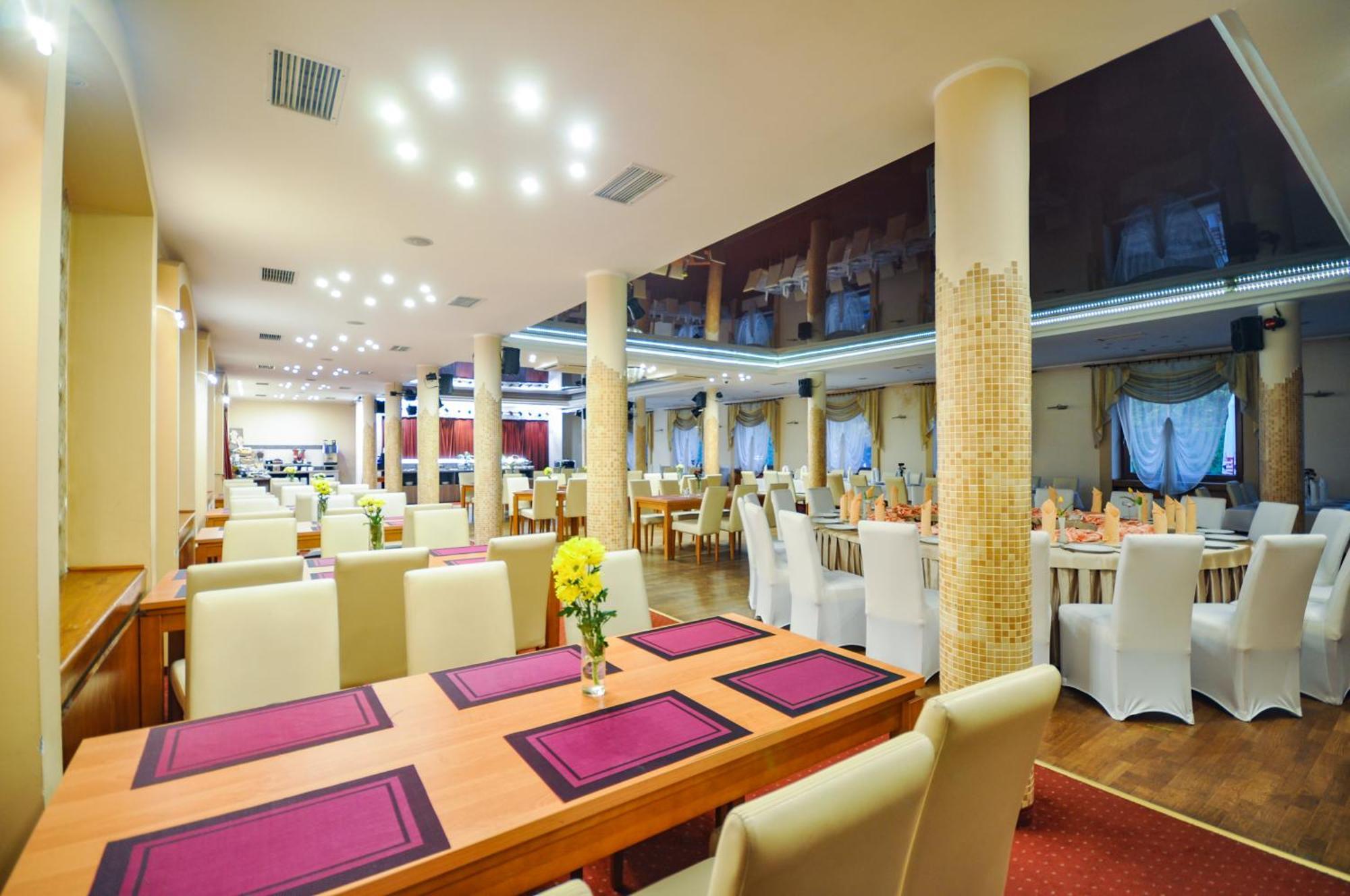 Hotel Trzy Swiaty Spa & Wellness Rajska Wyspa Гливице Экстерьер фото