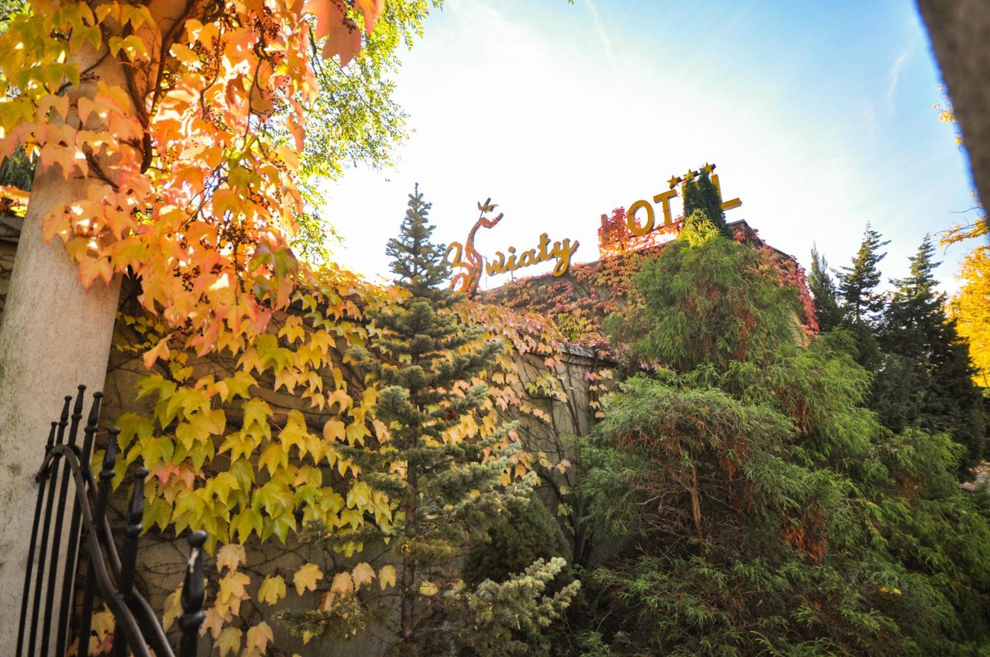 Hotel Trzy Swiaty Spa & Wellness Rajska Wyspa Гливице Экстерьер фото