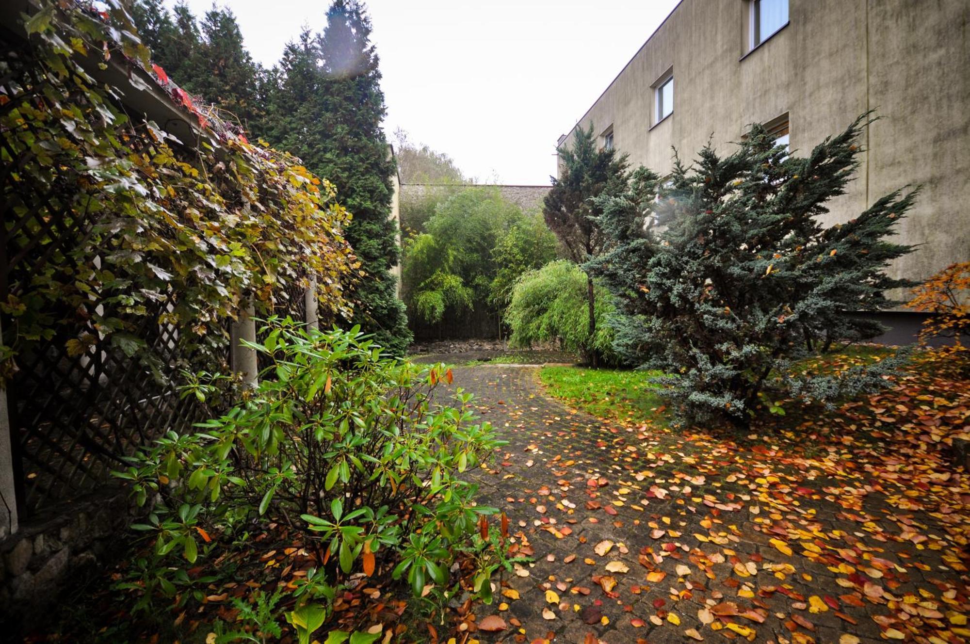 Hotel Trzy Swiaty Spa & Wellness Rajska Wyspa Гливице Экстерьер фото