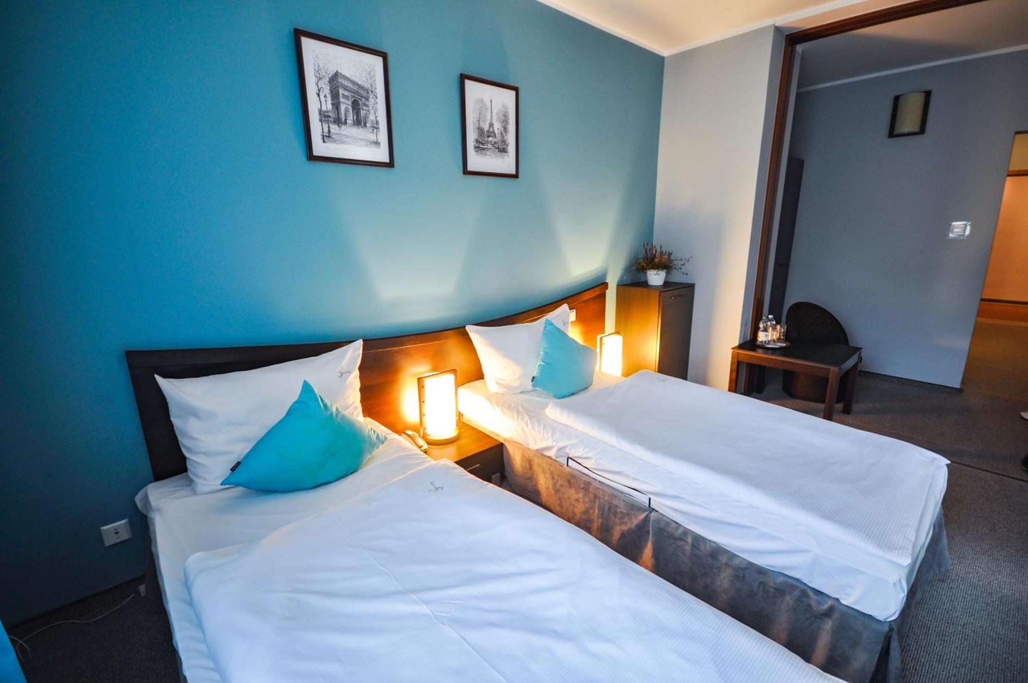 Hotel Trzy Swiaty Spa & Wellness Rajska Wyspa Гливице Экстерьер фото